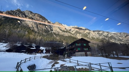 1159D6E6-684B-4B6A-9962-C82B9F470C20 4 5005 c