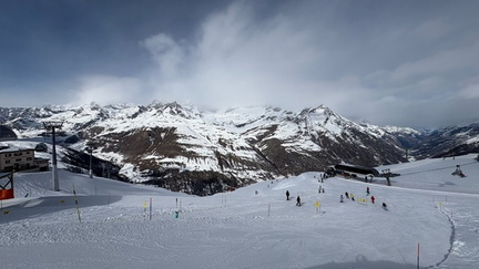 1C7BA28A-7903-4894-9DF1-24A80709AFBD 4 5005 c