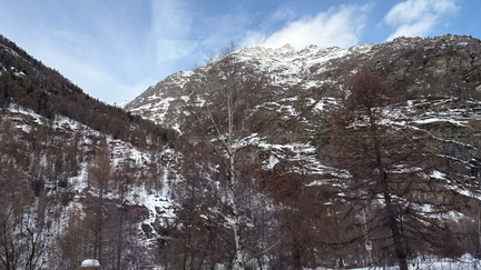 385B1ACA-A8E3-47D6-B384-8E470CD0F7DB