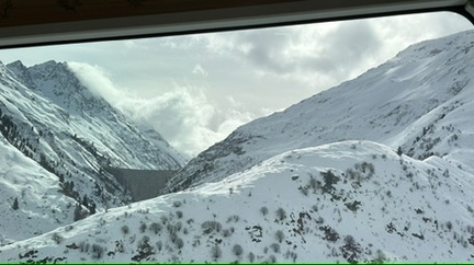 068BCB25-79E3-4079-8CA9-8595ABA8272E 4 5005 c