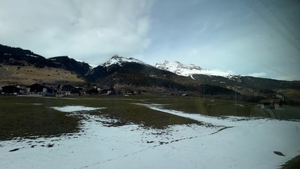 0CB97808-0441-4762-BCF0-8428BFF12CBA 4 5005 c