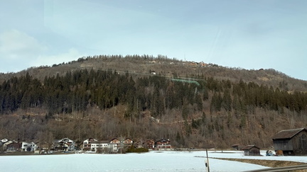 0C7657ED-1393-4F7F-9E41-C90995E162CE 4 5005 c